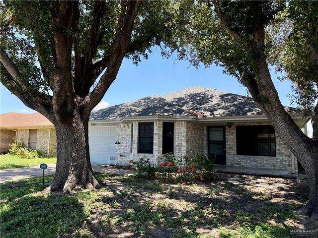 2304 Viola St, Mission, TX 78574