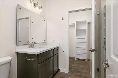 306 Merida Dr, Donna, TX 78537 photo 6
