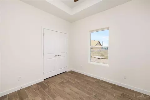 306 Merida Dr, Donna, TX 78537 photo 8