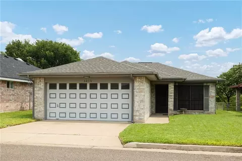 1605 Sun St, Mission, TX 78572