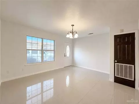 2201 S Jackson Rd #2-I, Pharr, TX 78577 photo 4