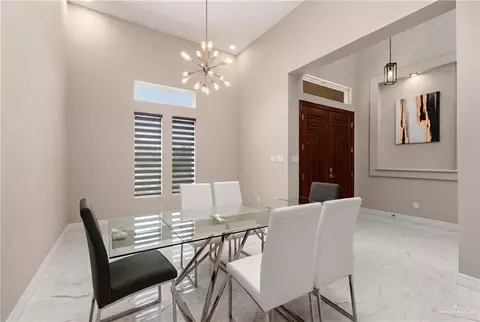 504 W Garrision Dr, Pharr, TX 78577 photo 5