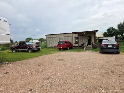 99 Chandlyr Ave, Alamo, TX 78516