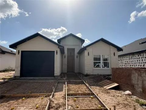5805 N Gira Del Sol St, Edinburg, TX 78542