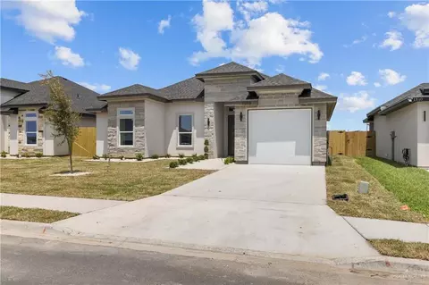 1308 S 9th St, Alamo, TX 78516