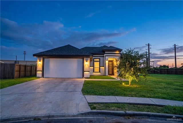 1302 Playa Dr, Weslaco, TX 78596