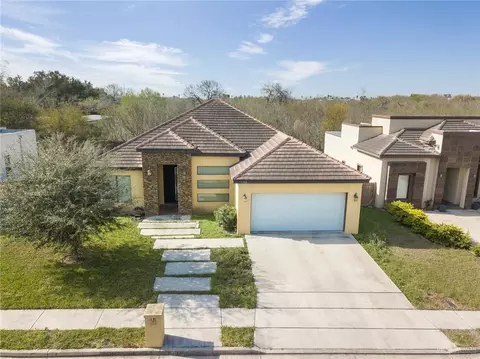 1304 E Balboa Ave, Mcallen, TX 78503 photo 1