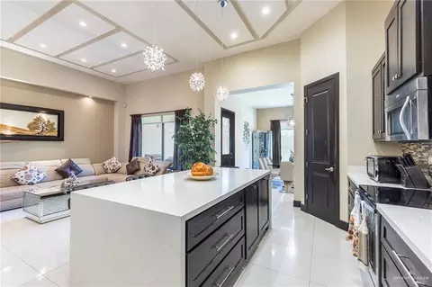 1304 E Balboa Ave, Mcallen, TX 78503 photo 9