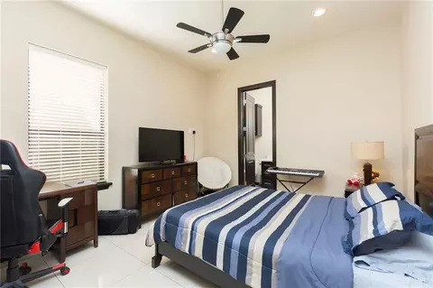 1304 E Balboa Ave, Mcallen, TX 78503 photo 12