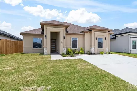 699 Foster Ln, Brownsville, TX 78521