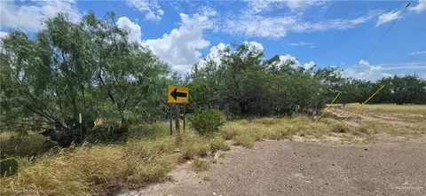 000 Mi Ranchita Dr, Rio Grande City, TX 78582