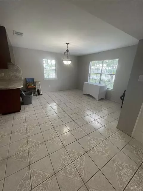 1102 Eller Ave, Pharr, TX 78577 photo 11