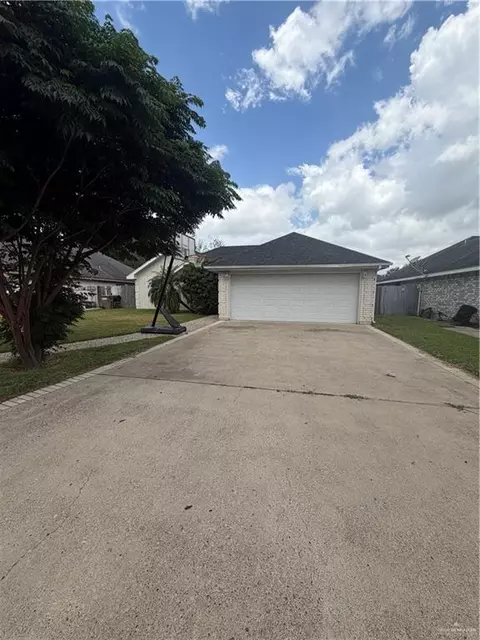 621 Cardinal Ave, Edinburg, TX 78542