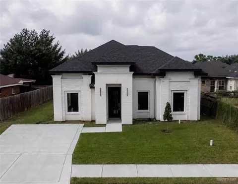 1001 W Falcon Ave, Pharr, TX 78577