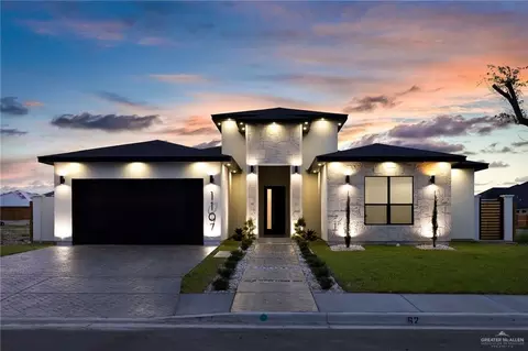 1107 Benjamin St, Mission, TX 78572
