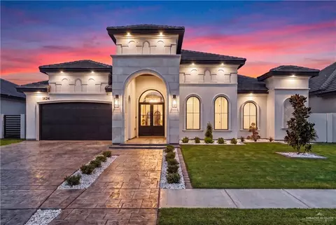 1624 S Queen St, Edinburg, TX 78539