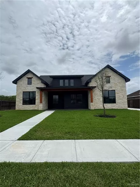 924 Chrysolite Dr S, Weslaco, TX 78596