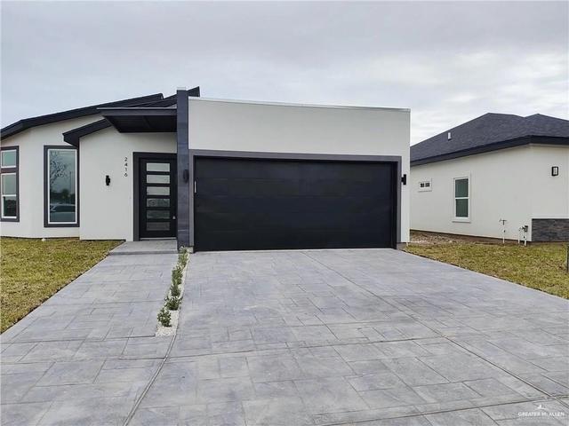 2416 N Revolution St, Edinburg, TX 78541