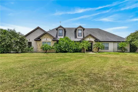 32649 Edgewater Isle Dr, Los Fresnos, TX 78566