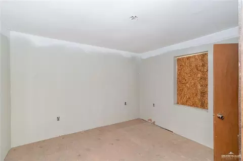 Bedroom - 7908 Hackberry St, Monte Alto, TX 78538 photo 2 of 2