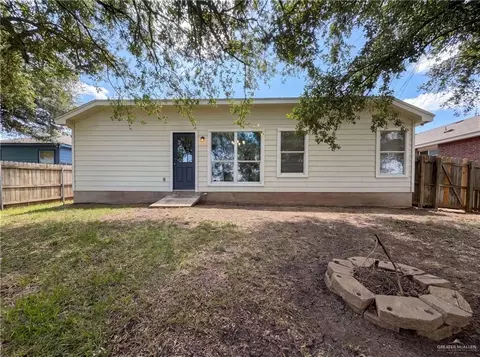 109 Eagle Dr, Luling, TX 78648 photo 5