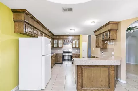 Kitchen - 240 E Dicker Dr E, Pharr, TX 78577 photo 1 of 3