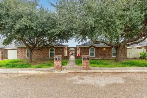 2100 Aruba Dr, Edinburg, TX 78541