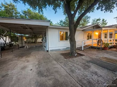 Exterior - 1016 Evans Ave, Pharr, TX 78577 photo 3 of 5