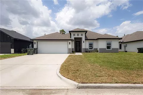 204 N Brooks Cir N, La Feria, TX 78559