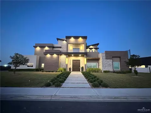 2500 S Chanel Dr, Edinburg, TX 78542