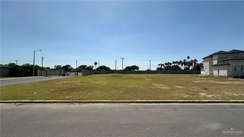 4805 Kristine Dr, Weslaco, TX 78599