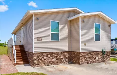 576 Sand Dollar Dr, Port Isabel, TX 78578
