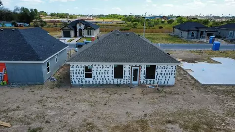 434 Sandy Rd, Donna, TX 78537 photo 3