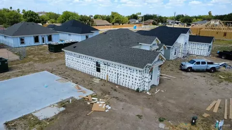 434 Sandy Rd, Donna, TX 78537 photo 4