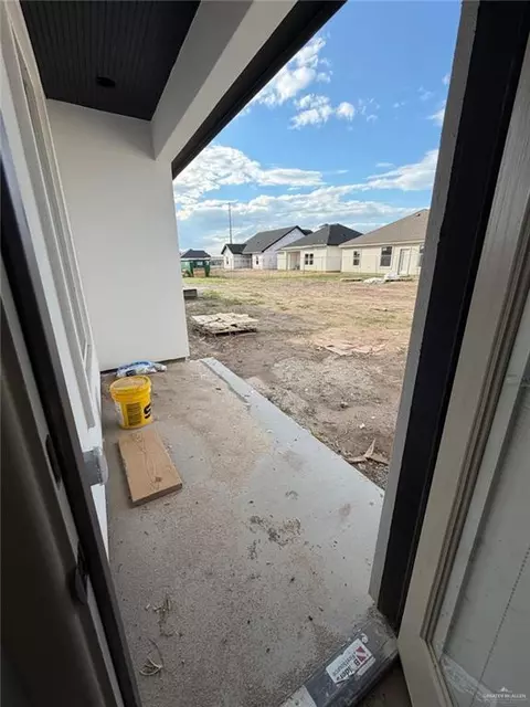 Exterior - 432 Sandy Rd, Donna, TX 78537 photo 2 of 2