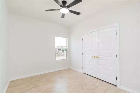 Bedroom - 2911 E Q Ave, Hidalgo, TX 78557 photo 2 of 6
