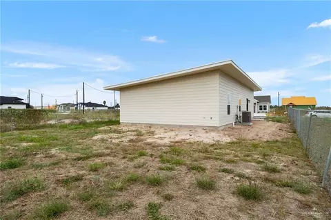 Exterior - 321 Merida Dr, Donna, TX 78537 photo 2 of 2