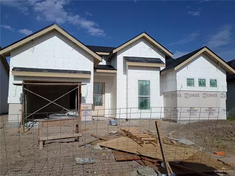 405 N Leon, Elsa, TX 78543 photo 2