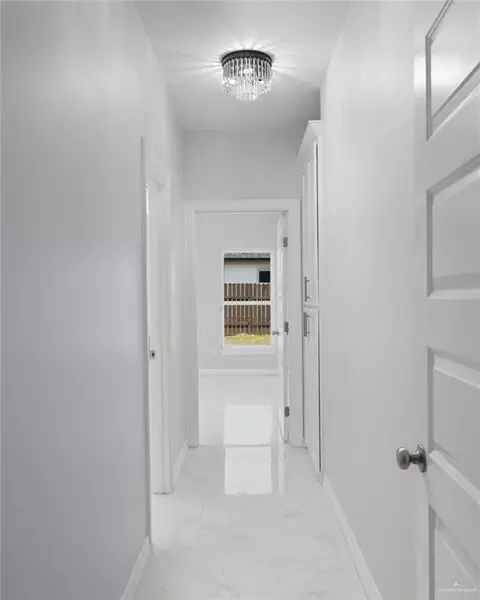 Entry Way - 1203 Encino Ave, Pharr, TX 78577 photo 2 of 2