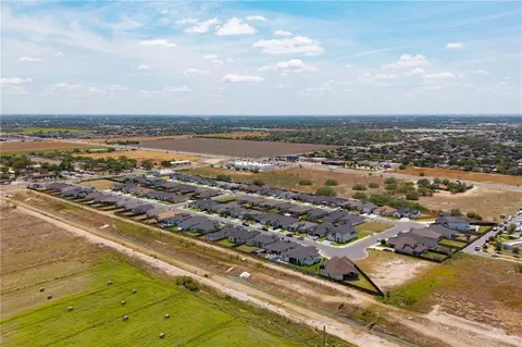 View/Area - 1203 Encino Ave, Pharr, TX 78577 photo 3 of 6