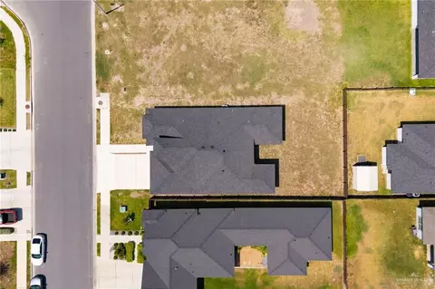 View/Area - 1203 Encino Ave, Pharr, TX 78577 photo 1 of 6