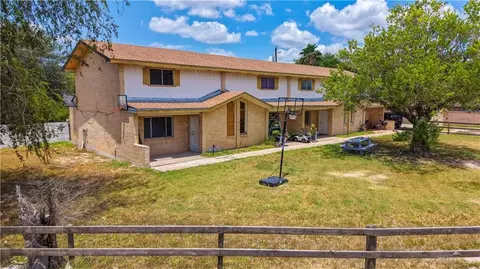 821 S 4th Ave, Edinburg, TX 78539