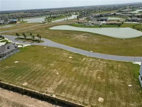 4560 Estancia Pkwy, Mcallen, TX 78504