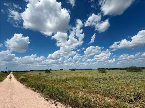 153 Private Rd, Encino, TX 78353 photo 4