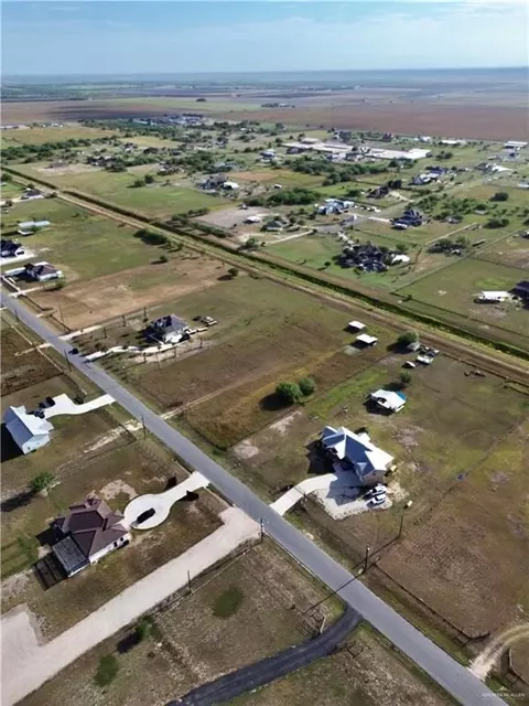 209 N J Hernandez St, Progreso, TX 78596 photo 10