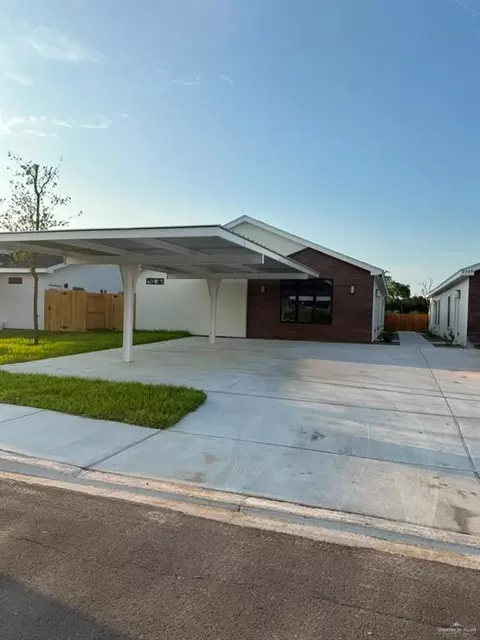 2309 E Viviana St, Edinburg, TX 78542