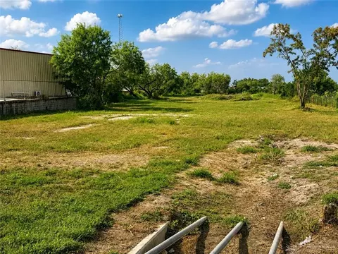 667 W Expressway 83, Sullivan City, TX 78576