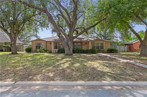1709 Pecan St, Harlingen, TX 78550