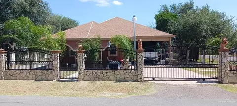 41736 4th St, La Joya, TX 78560