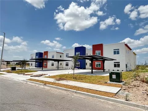 305 Laramie Dr #A, Edinburg, TX 78542